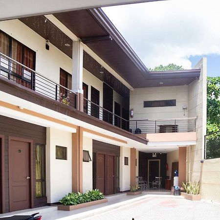 Oyo 153 Espacio De Clarita Hometel Davao City Dış mekan fotoğraf