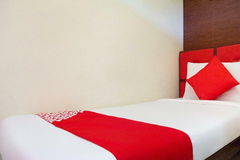 Oyo 153 Espacio De Clarita Hometel Davao City Dış mekan fotoğraf